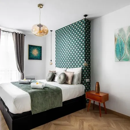 Luxury Nation 26 Apartment